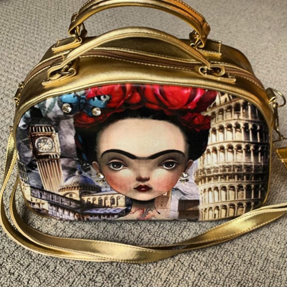FRIDA purse